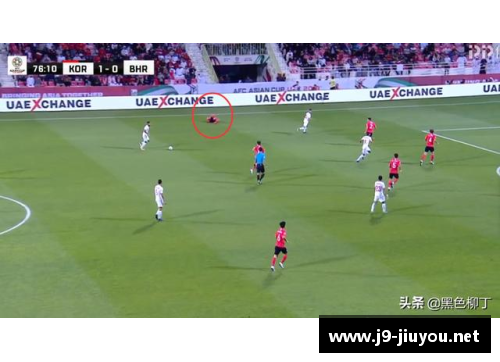 球员被扔钱引争议：体育界的金钱诱惑